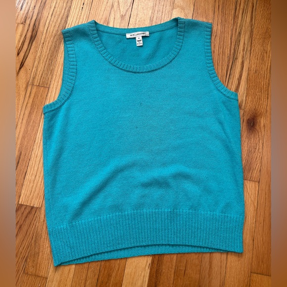 St. John Tops - Teal Sweater vest Knit Top